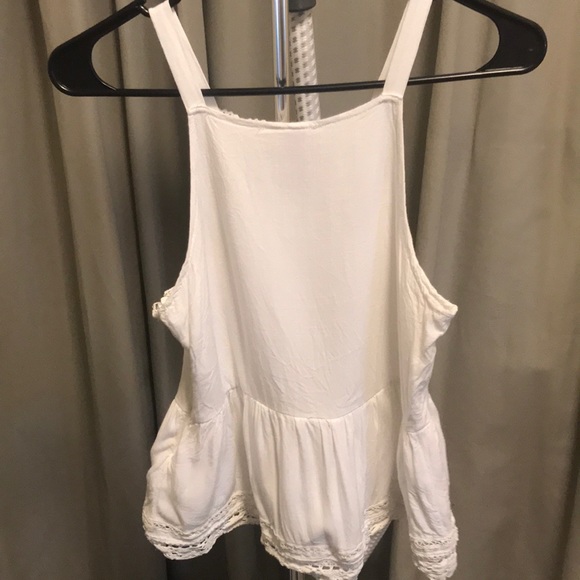 Francesca’s Cream Lace Peplum Tank - Picture 2 of 3